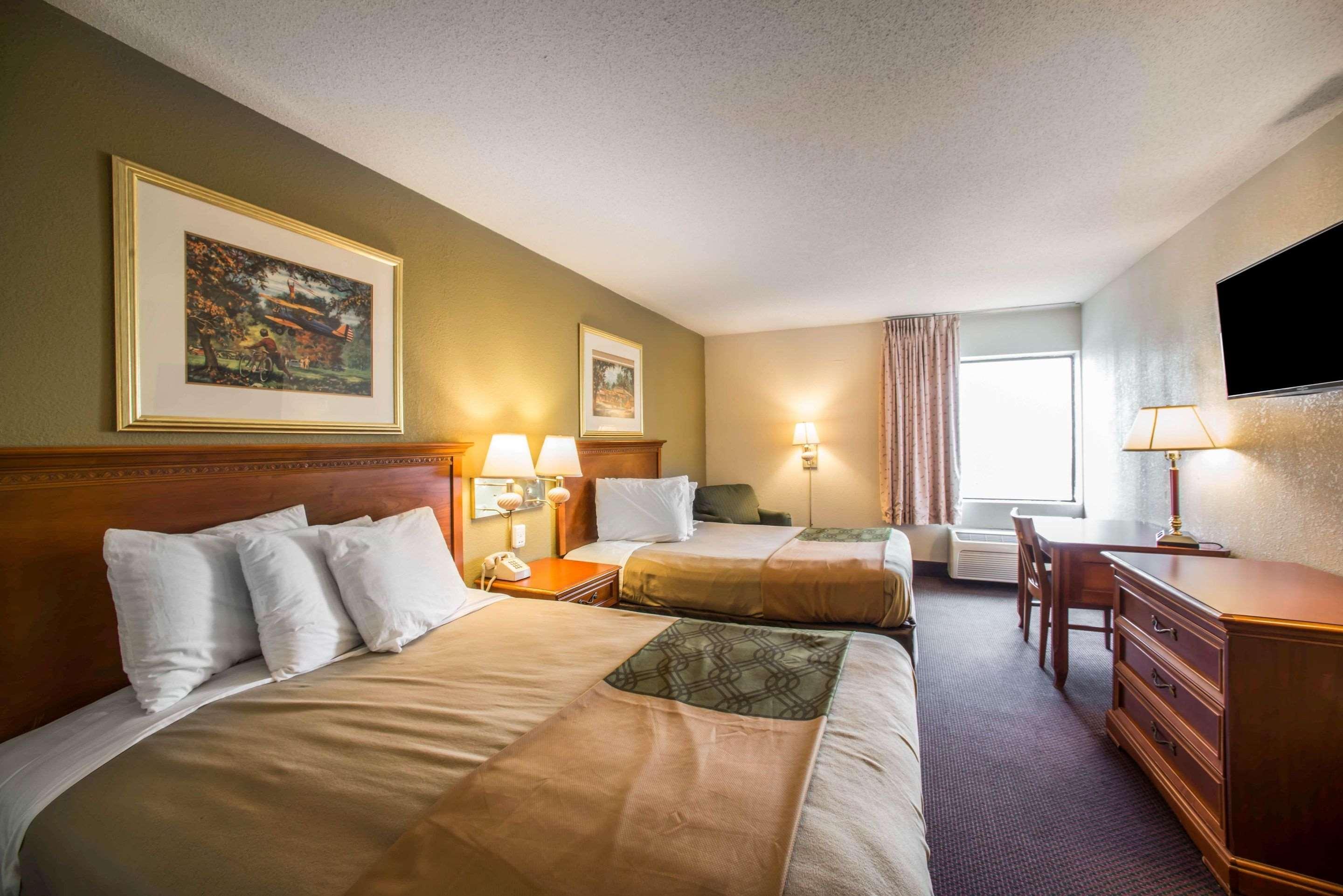 Econo Lodge Marion Eksteriør billede